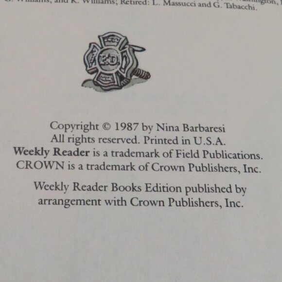 Firemouse 1980s (Old Thin Pages)Weekly Reader Paper Back Firefighter - Picture 4 of 14